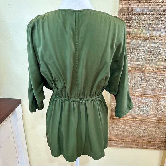 Naked Zebra Cold Shoulder Top - Picture 3 of 4